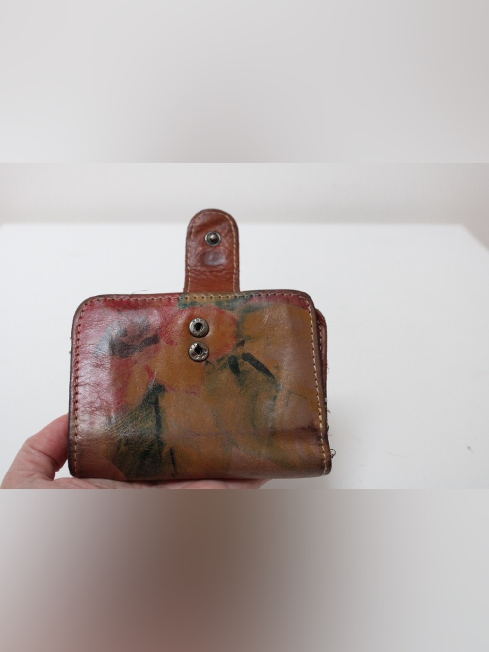 Patricia Nash bi fold wallet - Picture 3 of 9